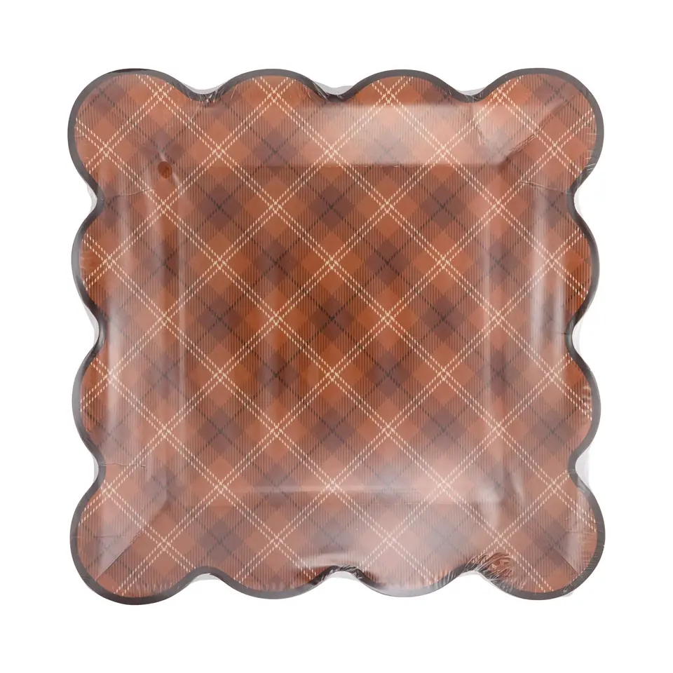 Dark Plaid Scalloped Plates, photo 2